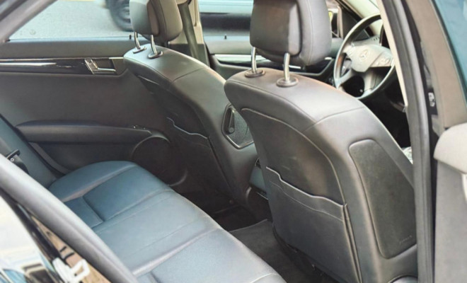 Mercedes-Benz C-200 Kompressor Avant.1.8 16V Aut 2010 Gasolina-14