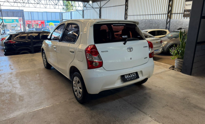 Toyota ETIOS XS  1.3 Flex 16V 5p Mec. 2013 Flex-2