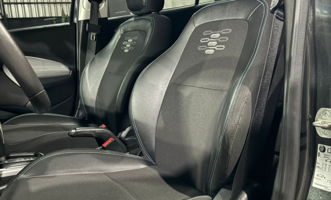 GM - Chevrolet ONIX HATCH LT 1.4 8V FlexPower 5p Aut. 2019 Flex-10