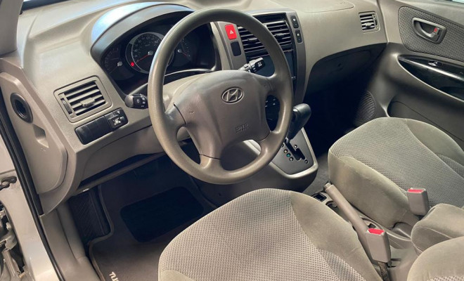 Hyundai Tucson 2.0 16V Aut. 2013 Gasolina-10