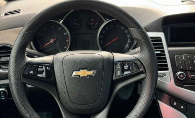 GM - Chevrolet CRUZE LT 1.8 16V FlexPower 4p Mec. 2013 Flex-5