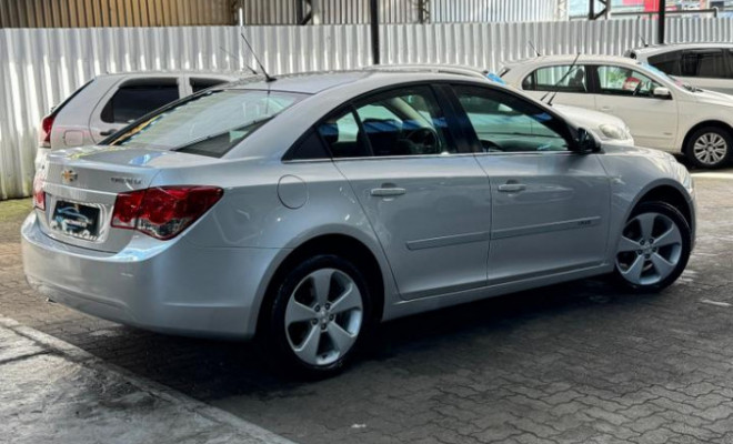 GM - Chevrolet CRUZE LT 1.8 16V FlexPower 4p Mec. 2013 Flex-2
