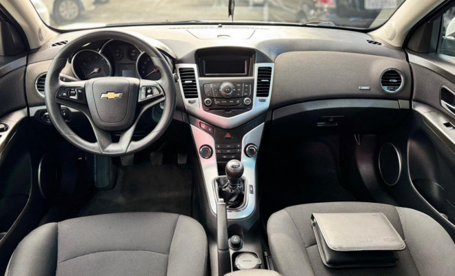 GM - Chevrolet CRUZE LT 1.8 16V FlexPower 4p Mec. 2013 Flex-6