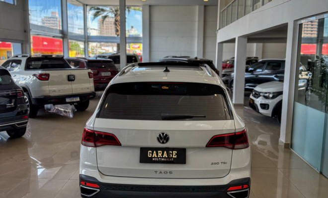 VW - VolksWagen TAOS Highline 1.4 250 TSI Flex Aut. 2023 Flex-4