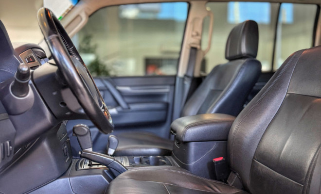 Mitsubishi Pajero HPE Full 3.2 4x4 T.I.Dies. 5p Aut 2016 Diesel-2