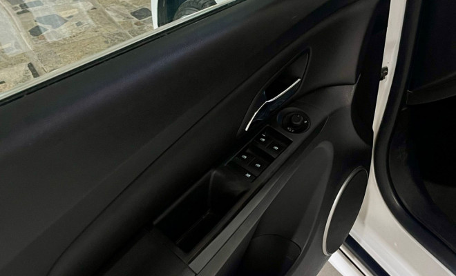 GM - Chevrolet CRUZE HB Sport LTZ 1.8 16V FlexP. 5p Aut 2014 Flex-7