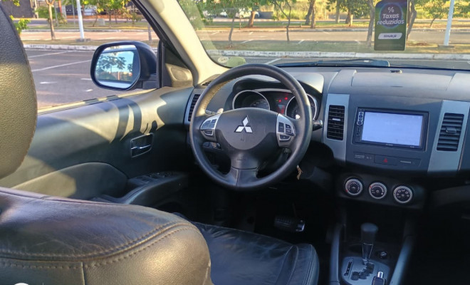 Mitsubishi OUTLANDER 3.0/ GT 3.0 V6 Aut. 2009 Gasolina-7