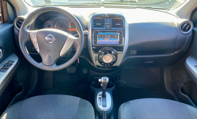 Nissan MARCH SL 1.6 - Aut. - 2017-4