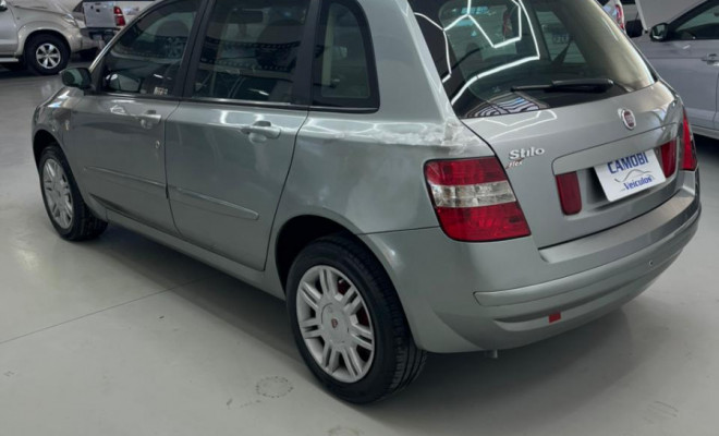 Fiat Stilo 1.8/ 1.8 Connect Flex 8V 5p 2007 Flex-4