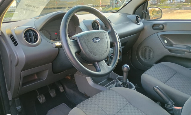 Ford Fiesta Personnalité 1.0 8V 66cv 5p 2007 Flex-3