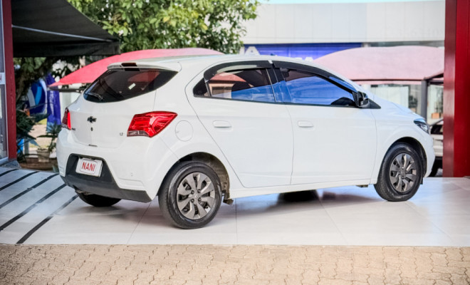 GM - Chevrolet ONIX HATCH LT 1.0 8V FlexPower 5p Mec. 2018 Flex-2