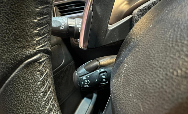 Peugeot 2008 Griffe 1.6 Flex 16V 5p Aut. 2016 Flex-15