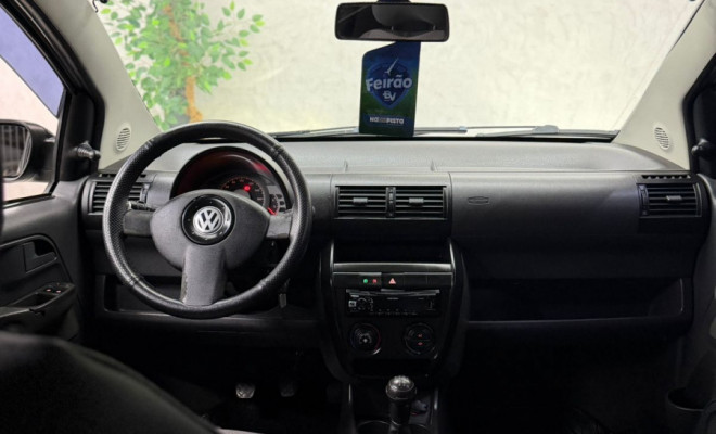VW - VolksWagen Fox City 1.0 Mi/ 1.0Mi Total Flex 8V 5p 2006 Flex-16