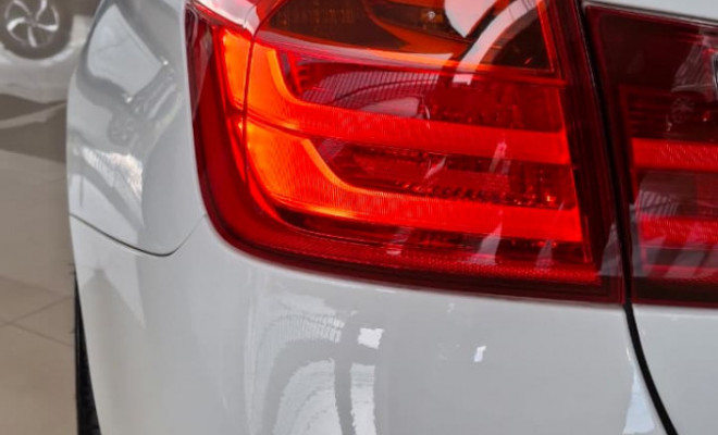 BMW 328iA Sport 2.0 16V/2.0 16V Flex 4p 2013 Flex-6