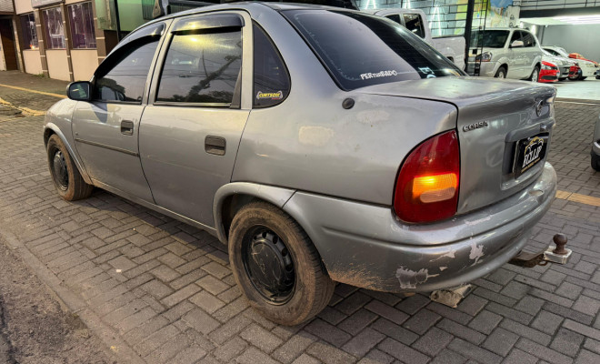GM - Chevrolet Corsa GL 1.6 MPFI / 1.4 EFI 2p e 4p 1997 Gasolina-2