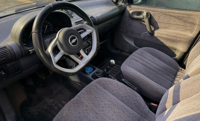 GM - Chevrolet Corsa GL 1.6 MPFI / 1.4 EFI 2p e 4p 1997 Gasolina-5