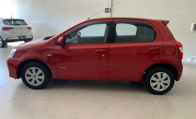 Toyota ETIOS XS  1.3 Flex 16V 5p Mec. 2013 Flex-2