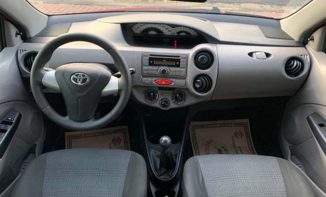 Toyota ETIOS XS  1.3 Flex 16V 5p Mec. 2013 Flex-7