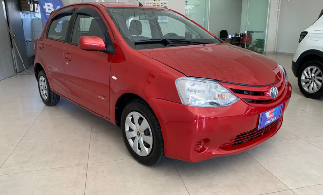 Toyota ETIOS XS  1.3 Flex 16V 5p Mec. 2013 Flex