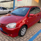 Toyota ETIOS XS  1.3 Flex 16V 5p Mec. 2013 Flex-1