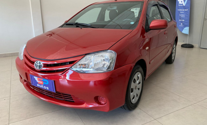 Toyota ETIOS XS  1.3 Flex 16V 5p Mec. 2013 Flex-1