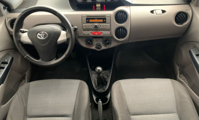 Toyota ETIOS XS  1.3 Flex 16V 5p Mec. 2013 Flex-7