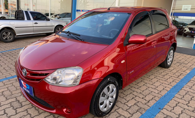 Toyota ETIOS XS  1.3 Flex 16V 5p Mec. 2013 Flex-1