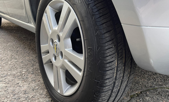 AGILE LTZ 1.4 MPFI 8V FlexPower 2011-4