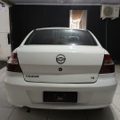 GM - Chevrolet PRISMA  Sed. Maxx/ LT 1.4 8V ECONOF. 4p 2009 Gasolina-4