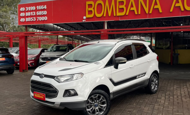Ford EcoSport SE 1.6 16V Flex 5p Mec. 2015 Flex