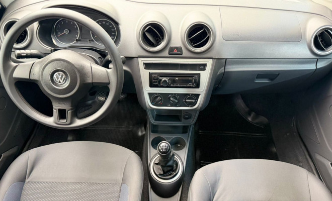 VW - VolksWagen VOYAGE 1.0/1.0 City Mi Total Flex 8V 4p 2015 Flex-7