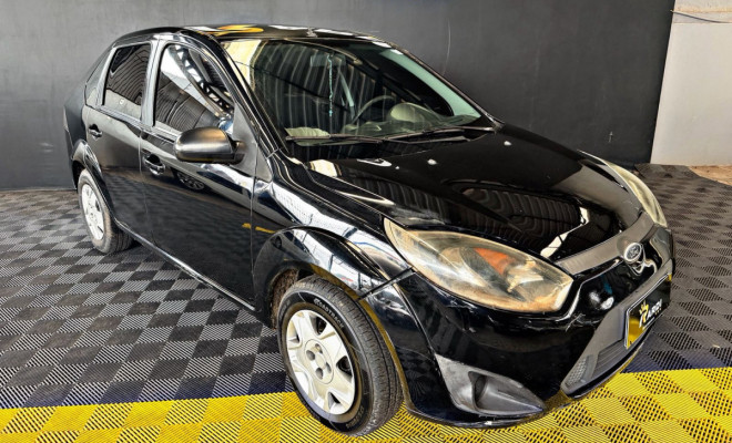 Ford Fiesta Sedan 1.0 8V Flex 4p 2013 Flex