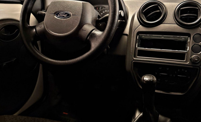 Ford Ka 1.0 8V/1.0 8V ST Flex 3p 2013 Flex-4