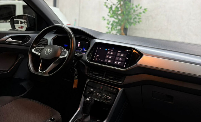 VW - VolksWagen T-Cross Comfor. 200 TSI 1.0 Flex 5p Aut. 2022 Flex-33