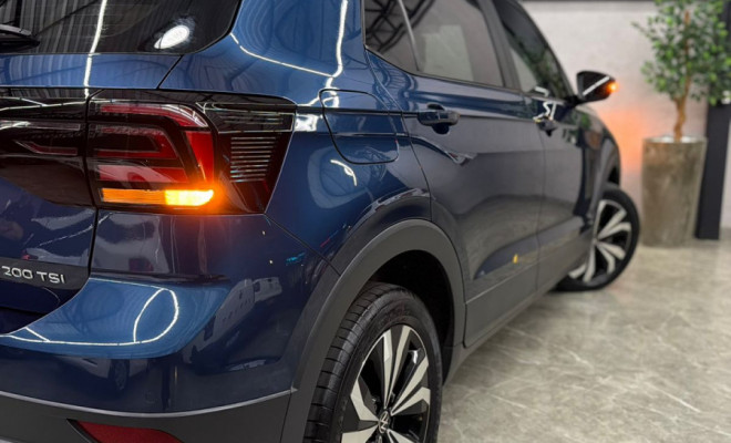 VW - VolksWagen T-Cross Comfor. 200 TSI 1.0 Flex 5p Aut. 2022 Flex-13