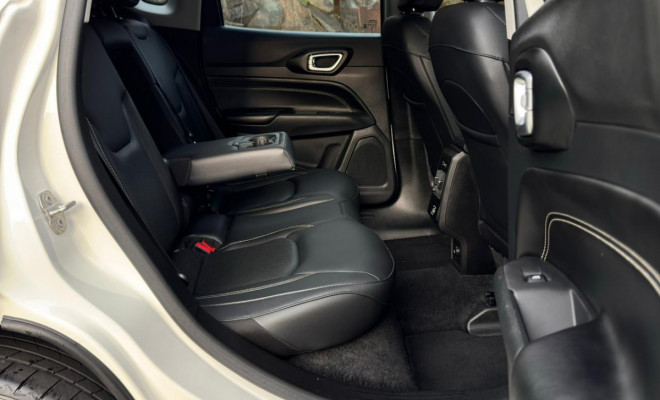 Jeep COMPASS LONG. T270 1.3 TB 4x2 Flex Aut. 2024 Flex-6