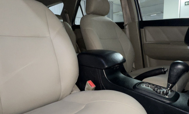 Toyota Hilux SW4 SR 4x2 2.7/ 2.7 Flex 16V Aut. 2015 Flex-7