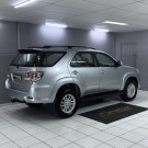 Toyota Hilux SW4 SR 4x2 2.7/ 2.7 Flex 16V Aut. 2015 Flex-8