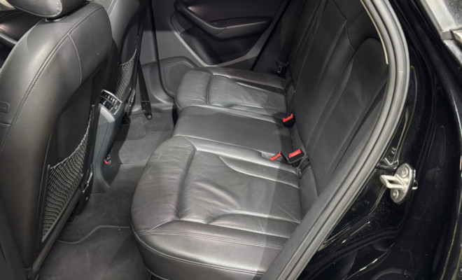 Audi Q3 2.0 TFSI Quat. 170/180cv S-tronic 5p 2015 Gasolina-12