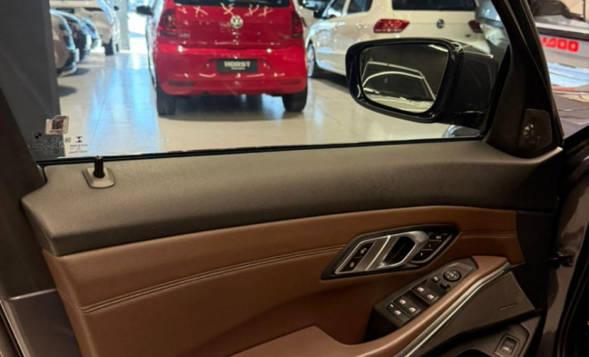 BMW 320I M SPORT FLEX 2022 Flex-10