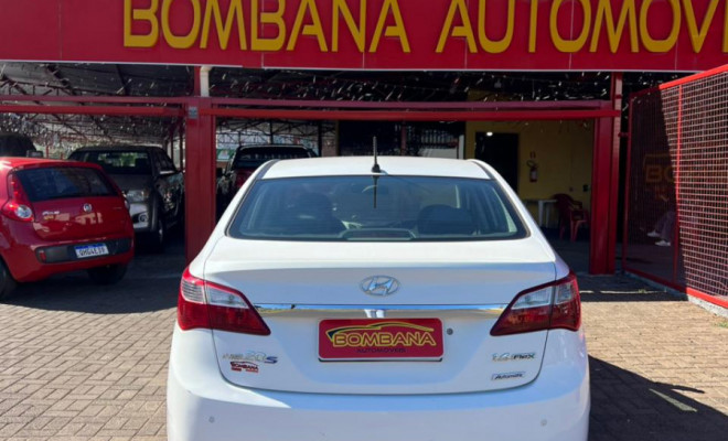 Hyundai HB20S C.Style/C.Plus1.6 Flex 16V Aut. 4p 2015 Flex-2