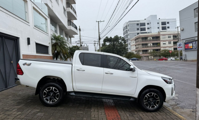 Toyota Hilux CD SRV 4x4 2.8 TDI Diesel Aut. 2024 Diesel-2