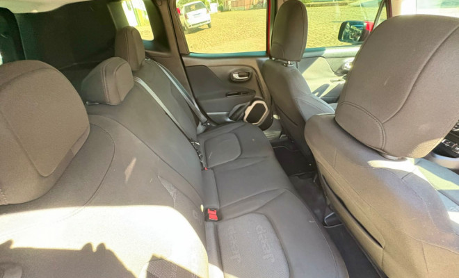 Jeep Renegade Longitude 1.8 4x2 Flex 16V Aut. 2016 Flex-12