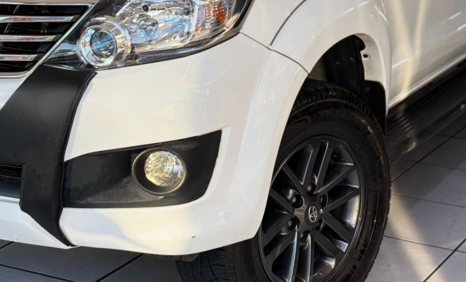 Toyota Hilux CD 4x4 2.7 2013-2