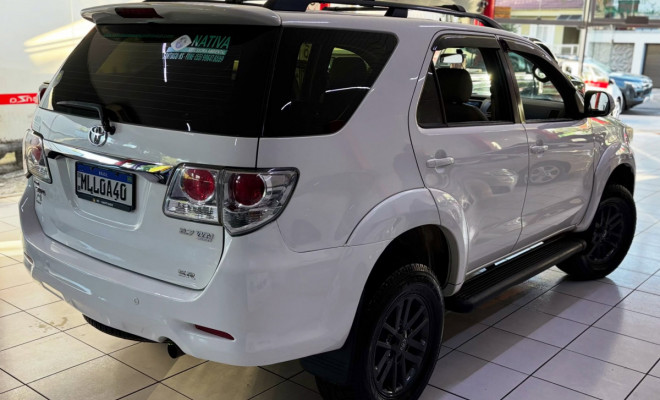 Toyota Hilux CD 4x4 2.7 2013-3