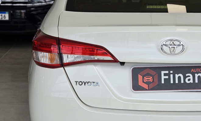 Toyota YARIS XLS Sedan 1.5 Flex 16V 4p Aut. 2019 Flex-16