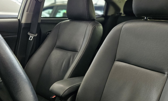 Toyota YARIS XLS Sedan 1.5 Flex 16V 4p Aut. 2019 Flex-12