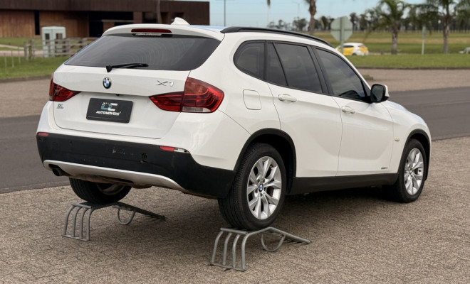 BMW X1 SDRIVE 18i 2.0 16V 4x2 Aut. 2011 Gasolina-3