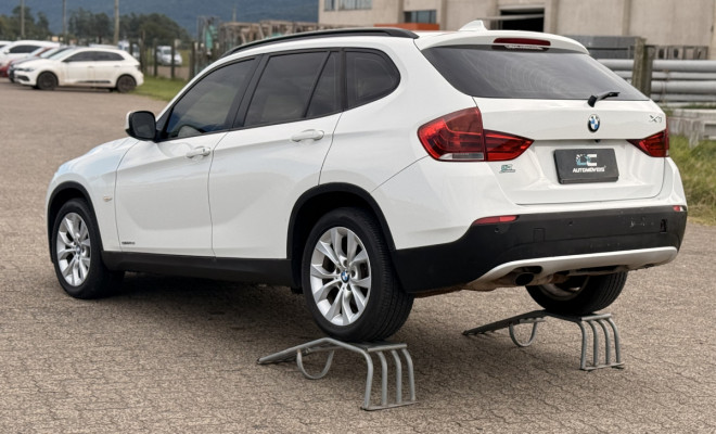 BMW X1 SDRIVE 18i 2.0 16V 4x2 Aut. 2011 Gasolina-5