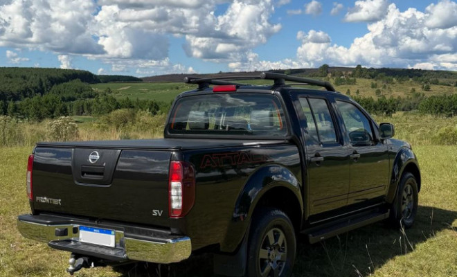 Nissan Frontier SV AT.CD 4x4 2.5 TB Diesel Mec. 2014 Diesel-2
